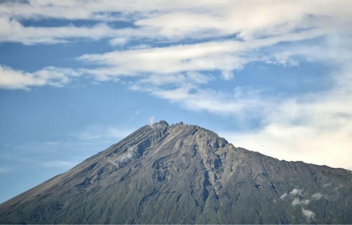 Best day trip Mount Meru hiking Tour 2026, 2027 & 2028 Best day trip Mount Meru hiking Tour 2026, 2027 & 2028